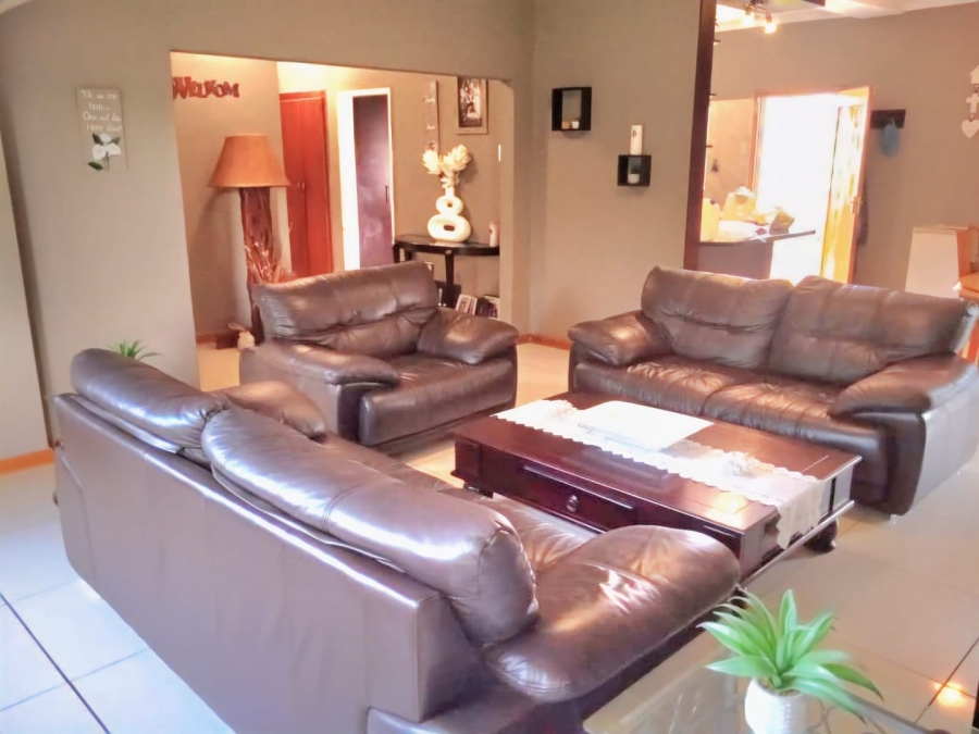 4 Bedroom Property for Sale in Gardeniapark Free State